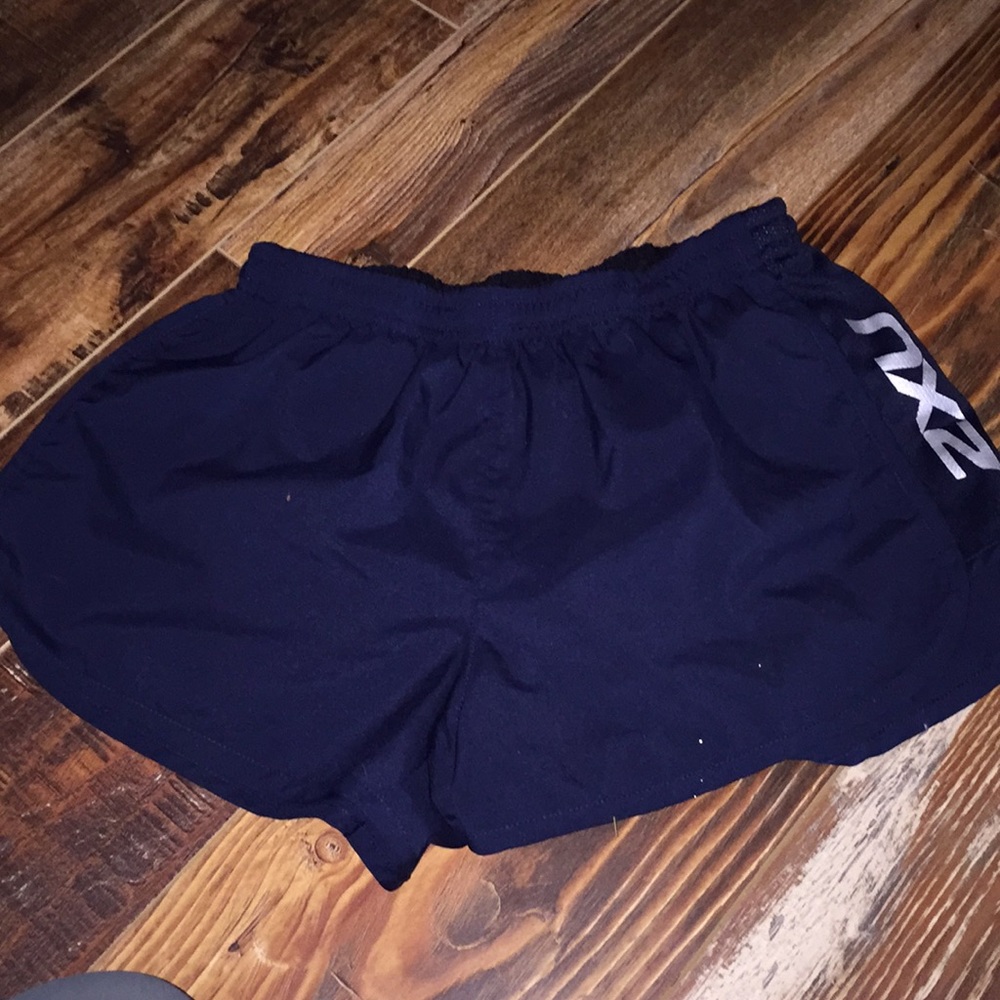 2XU running short